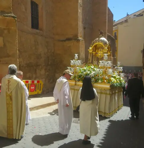 Procesion-Corpus-Hellin43