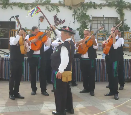 FiestasTradiciones-Cuadrillas-AnimerosAguilanderos24