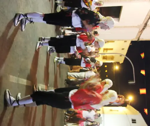 Danzantes-de-IssoHellin71