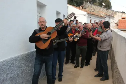 FiestasTradiciones-Dia-de-la-Cruz-Casa-la-NogueraRiopar30