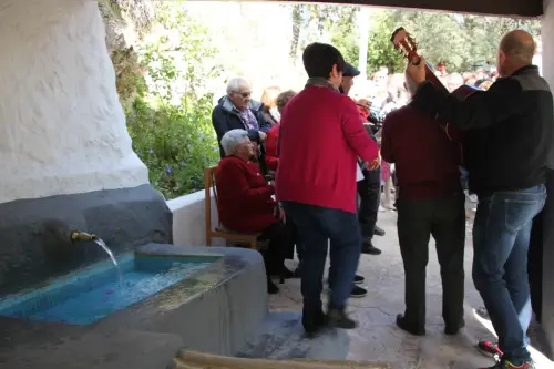 FiestasTradiciones-Dia-de-la-Cruz-Casa-la-NogueraRiopar51