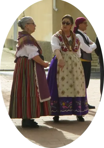 FiestasTradiciones-Mayos-a-la-Virgen-y-a-las-Mozas-El-Salobral-Albacete10