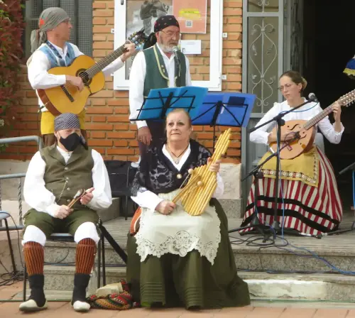 FiestasTradiciones-Mayos-a-la-Virgen-y-a-las-Mozas-El-Salobral-Albacete103