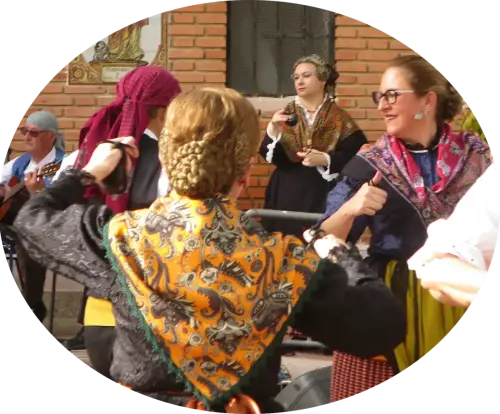 FiestasTradiciones-Mayos-a-la-Virgen-y-a-las-Mozas-El-Salobral-Albacete106