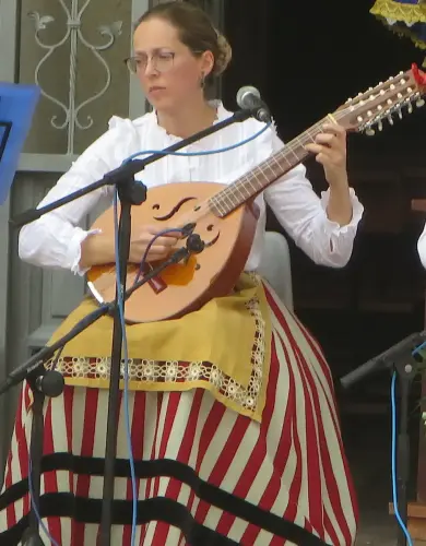 FiestasTradiciones-Mayos-a-la-Virgen-y-a-las-Mozas-El-Salobral-Albacete107