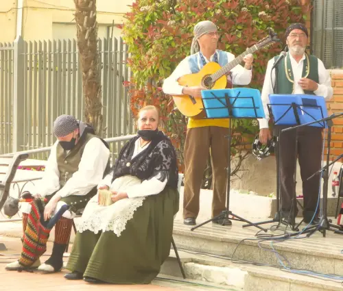 FiestasTradiciones-Mayos-a-la-Virgen-y-a-las-Mozas-El-Salobral-Albacete13