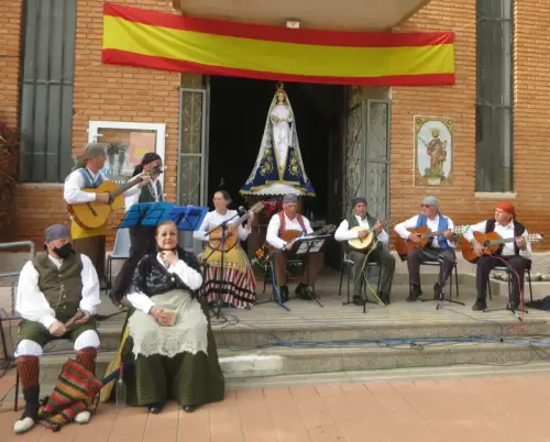 FiestasTradiciones-Mayos-a-la-Virgen-y-a-las-Mozas-El-Salobral-Albacete15