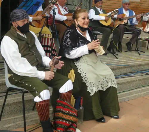 FiestasTradiciones-Mayos-a-la-Virgen-y-a-las-Mozas-El-Salobral-Albacete17