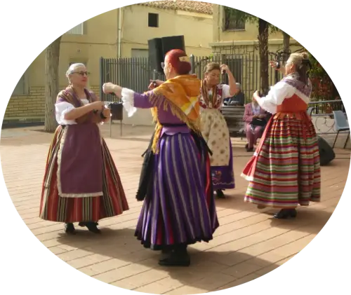 FiestasTradiciones-Mayos-a-la-Virgen-y-a-las-Mozas-El-Salobral-Albacete54