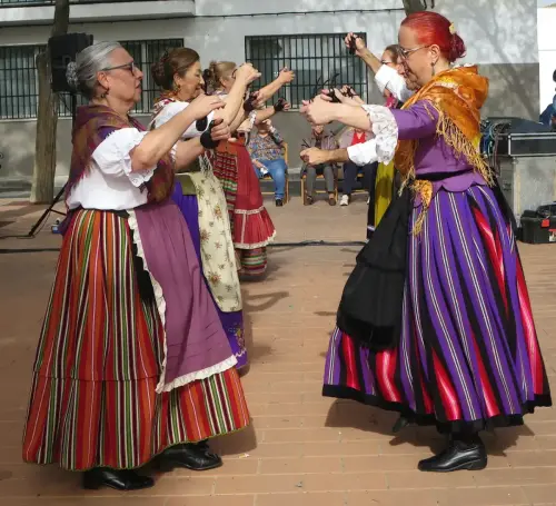 FiestasTradiciones-Mayos-a-la-Virgen-y-a-las-Mozas-El-Salobral-Albacete88