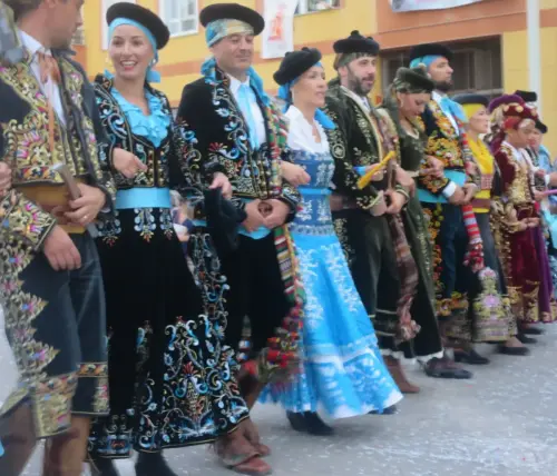 FiestasTradiciones-MorCrist.-Caudete110