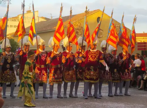 FiestasTradiciones-MorCrist.-Caudete70