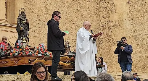 FiestasTradiciones-San-Anton-Hellin14