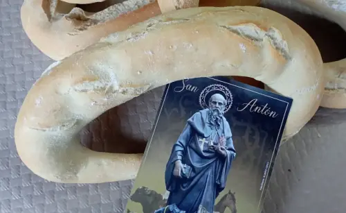 FiestasTradiciones-San-Anton-Hellin9