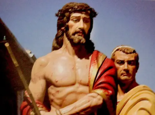 FiestasTradiciones-S.Santa-Imagenes-Hellin53