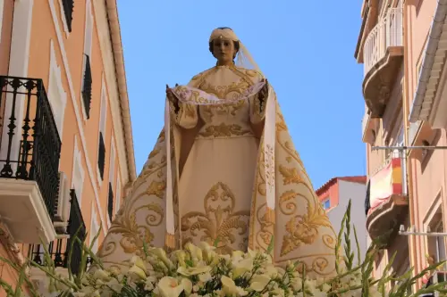 FiestasTradiciones-Sem.Santa-Hellin40