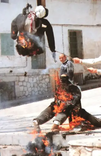 FIEST.TRAD.059-El-Mojigango