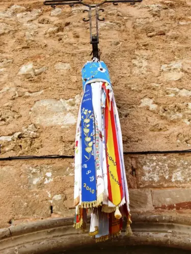 FIEST.TRAD.068-Ramo-ofrendade-Los-Quintos-Bienservida