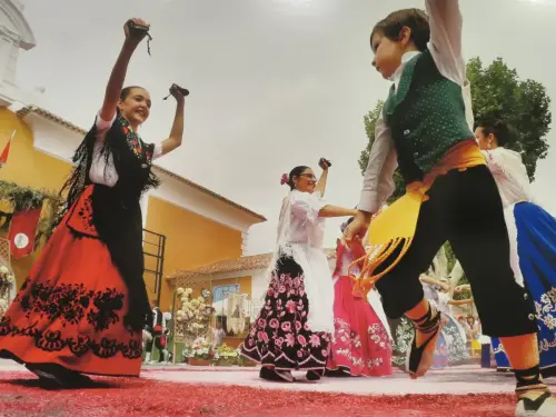 FIEST.TRAD.107d-Danzas-manchegas