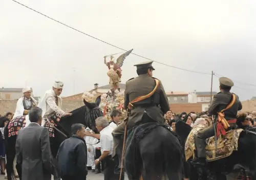 FIEST.TRAD.116d-Alardes-Abengibre