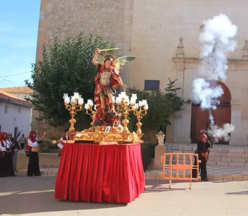 FiestasTradiciones-Alardes-Abengibre-00039