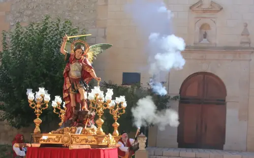 FiestasTradiciones-Alardes-Abengibre-00040