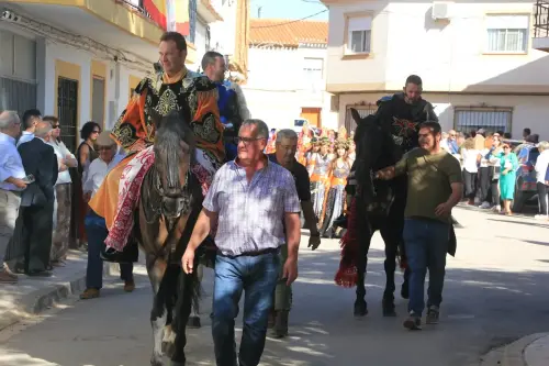 FiestasTradiciones-Alardes-Abengibre-00076