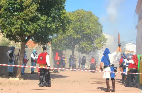 FiestasTradiciones-Alardes-Abengibre-00117