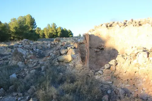 Hornos-Penas-de-San-Pedro