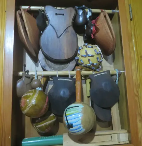 Maracas-castanuelas-y-carraca