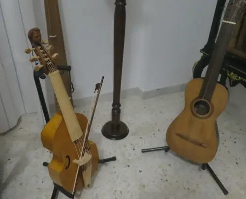 Viola-de-gamba-soprano-y-guitarra-Gutierrez-1808