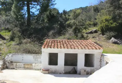 Lavaderos-La-Parrilla-Yeste