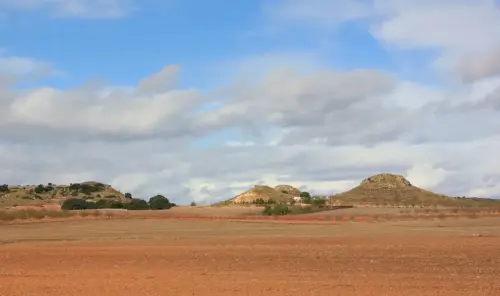 3.1-Las-Tierras-Altas-Petrola03-Morras