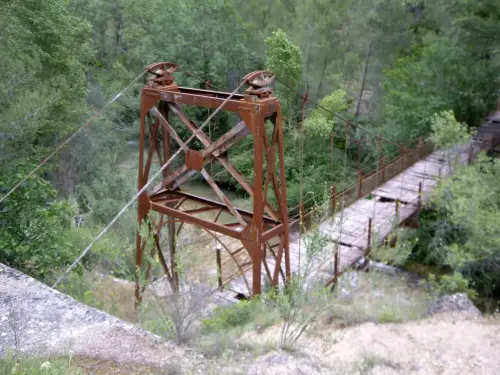 Puentes-Colgante-de-Gontar-Yeste3