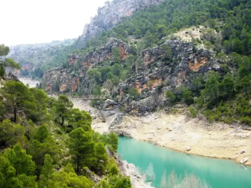 Puentes-Colgante-de-Vizcainos-Yeste5