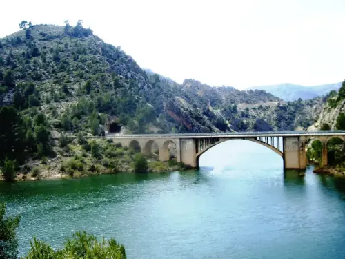 Puentes-Hijar-Ferez2
