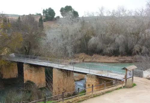 Puentes-Valdeganga