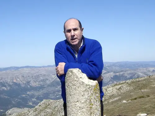 8 - Ángel Ñacle García