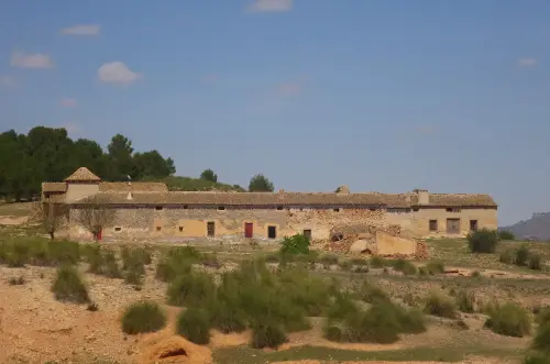 Edificacion-rural-Casa-de-Tavizna-Hellin