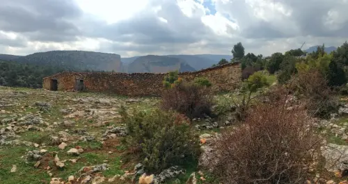 Edificacion-rural-Los-Atochares-Gontar-Yeste.-Yeste