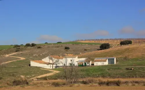 Edificacion-rural-Por-Lezuza