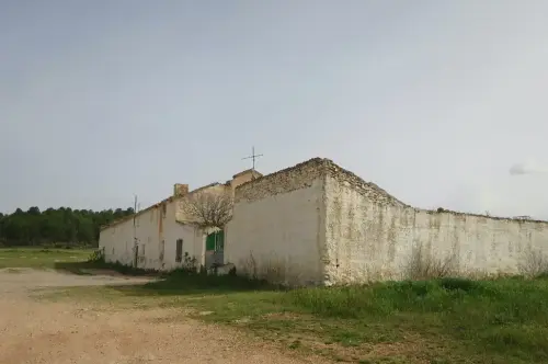 Edificacion-rural-Venta-de-Canada-Molina