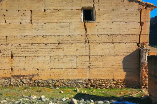 Elem.const .002-Tapial-sobre-cimientos-de-piedra2