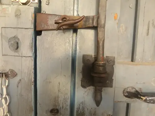 Elem.const .039-Herrajes-Cerrojo3